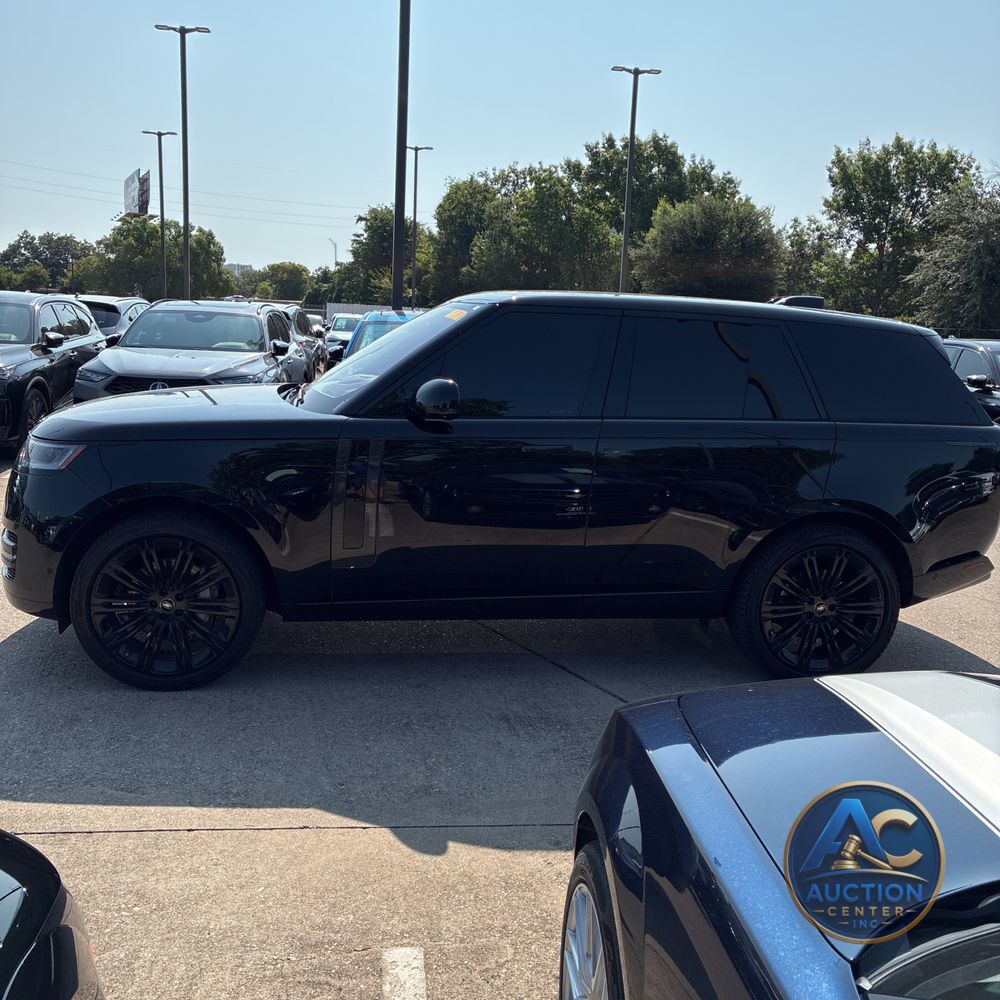 2023 Land Rover Range Rover SE