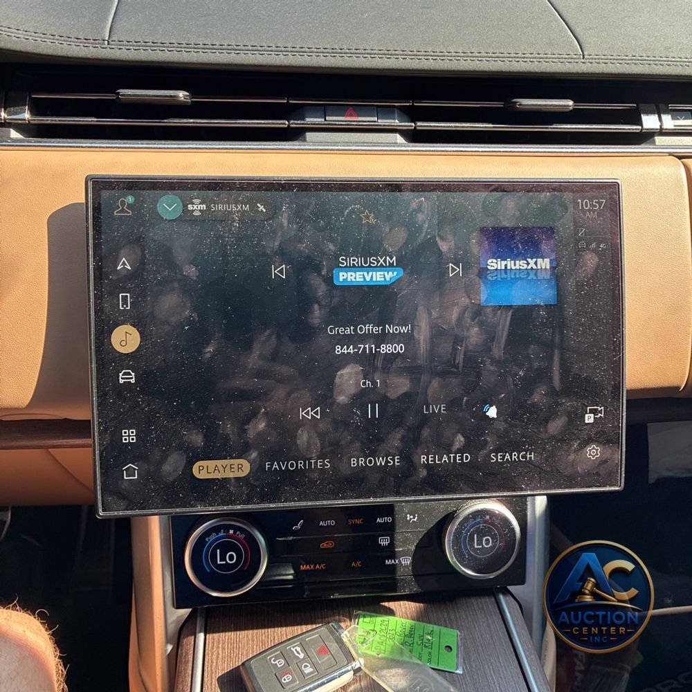 2023 Land Rover Range Rover SE