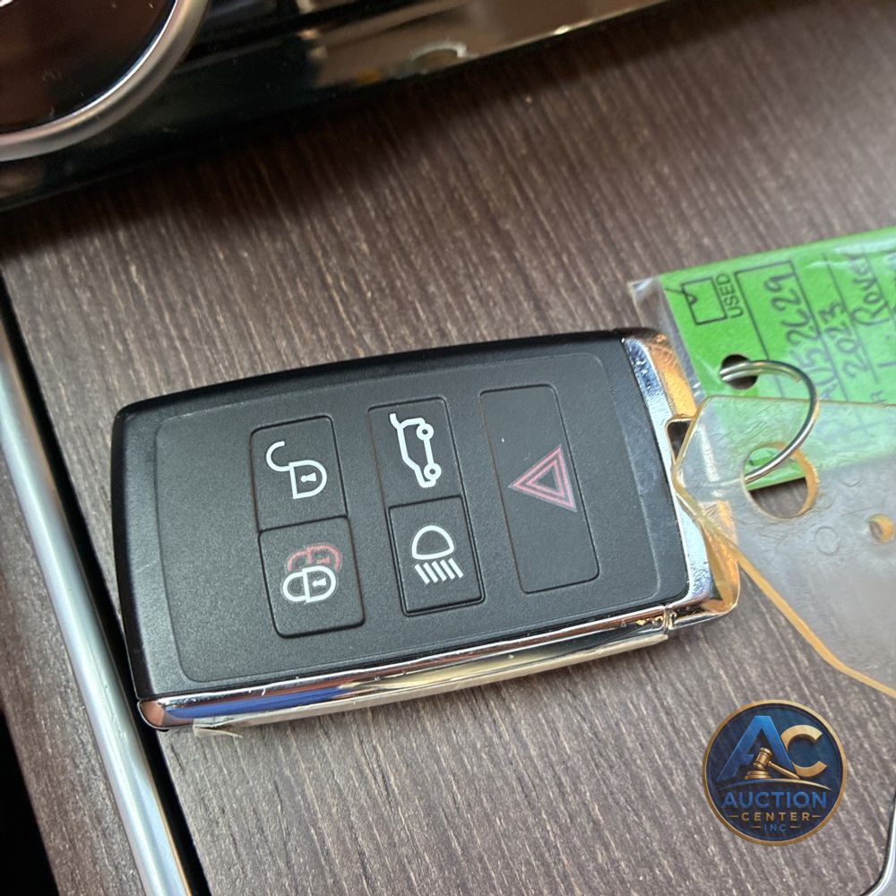 2023 Land Rover Range Rover SE