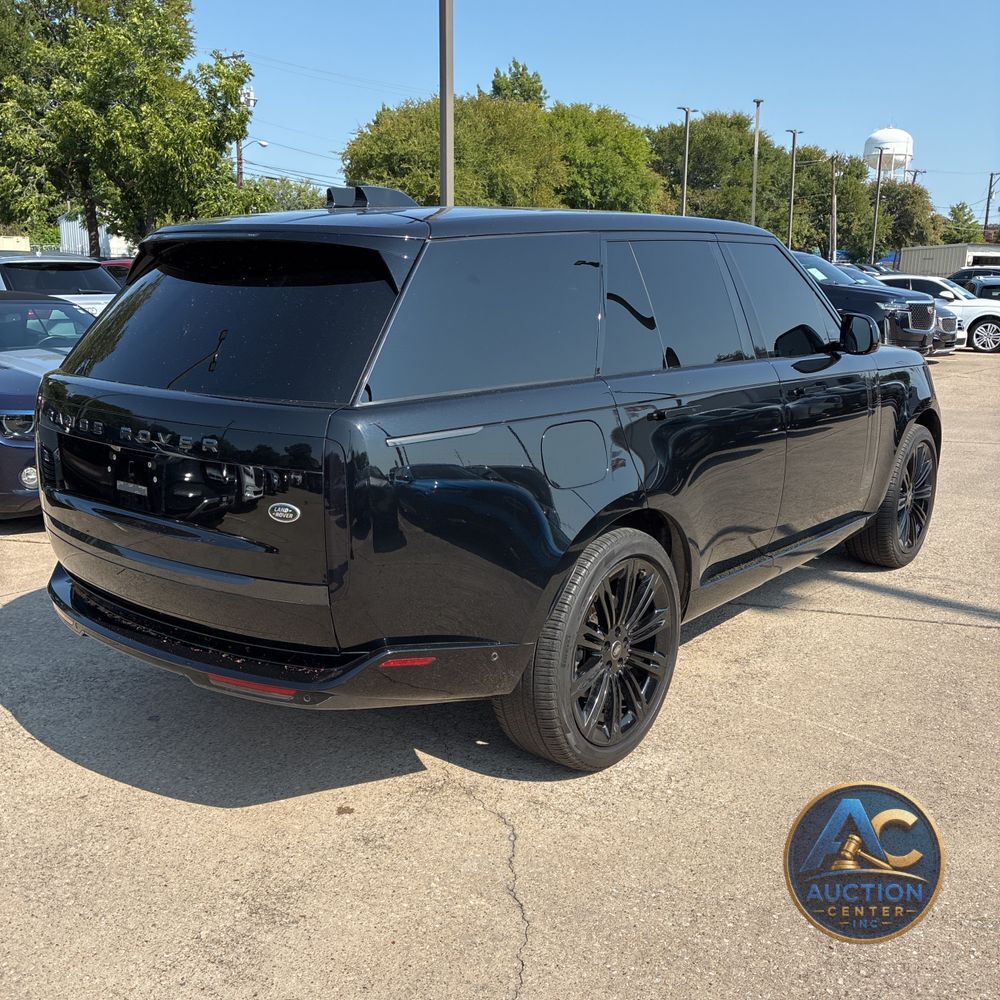 2023 Land Rover Range Rover SE