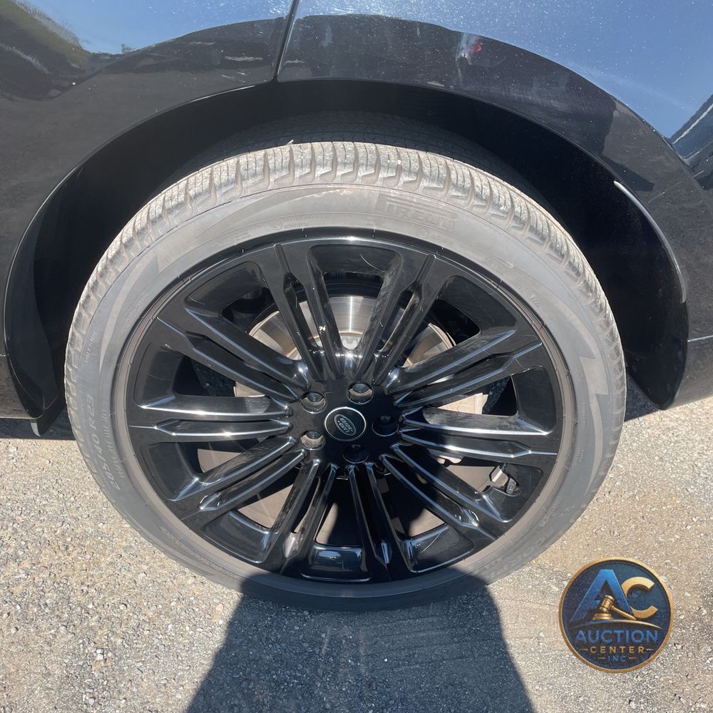 2023 Land Rover Range Rover SE