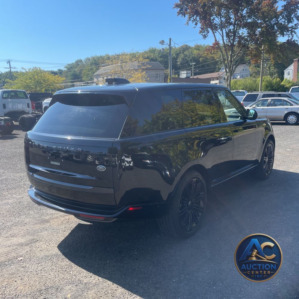 2023 Land Rover Range Rover SE