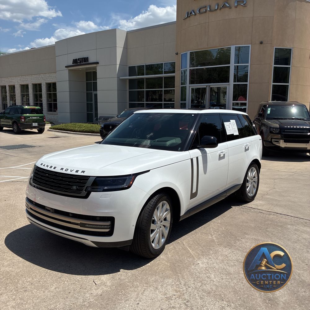 2024 Land Rover Range Rover SE P400
