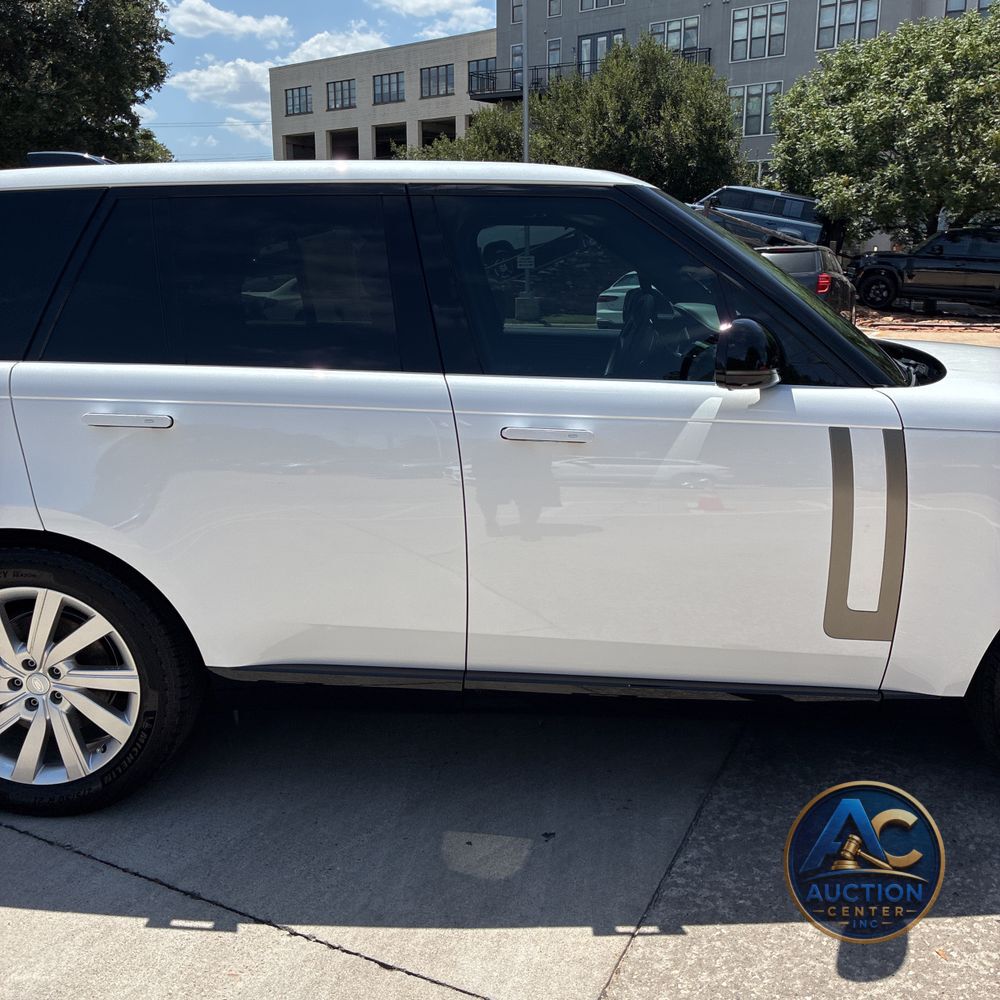 2024 Land Rover Range Rover SE P400