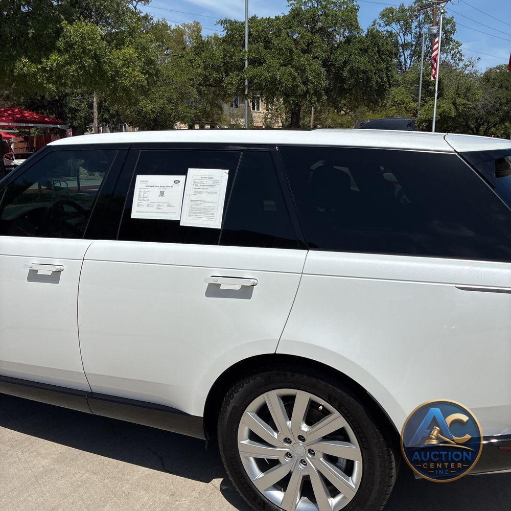 2024 Land Rover Range Rover SE P400