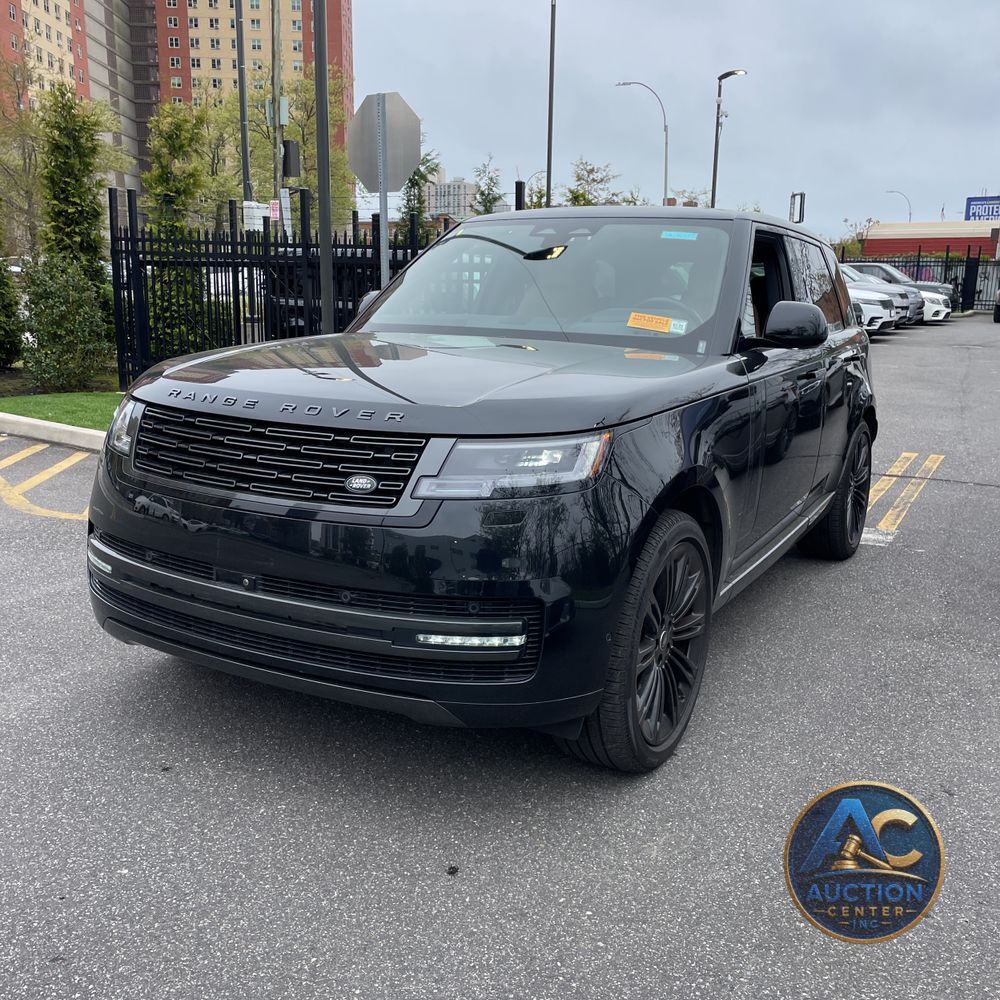 2025 Land Rover Range Rover P400 SE