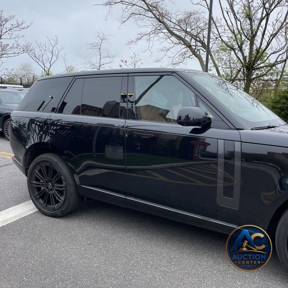 2025 Land Rover Range Rover P400 SE