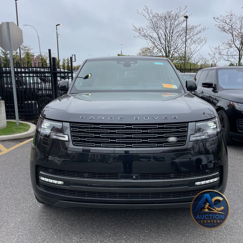 2025 Land Rover Range Rover P400 SE