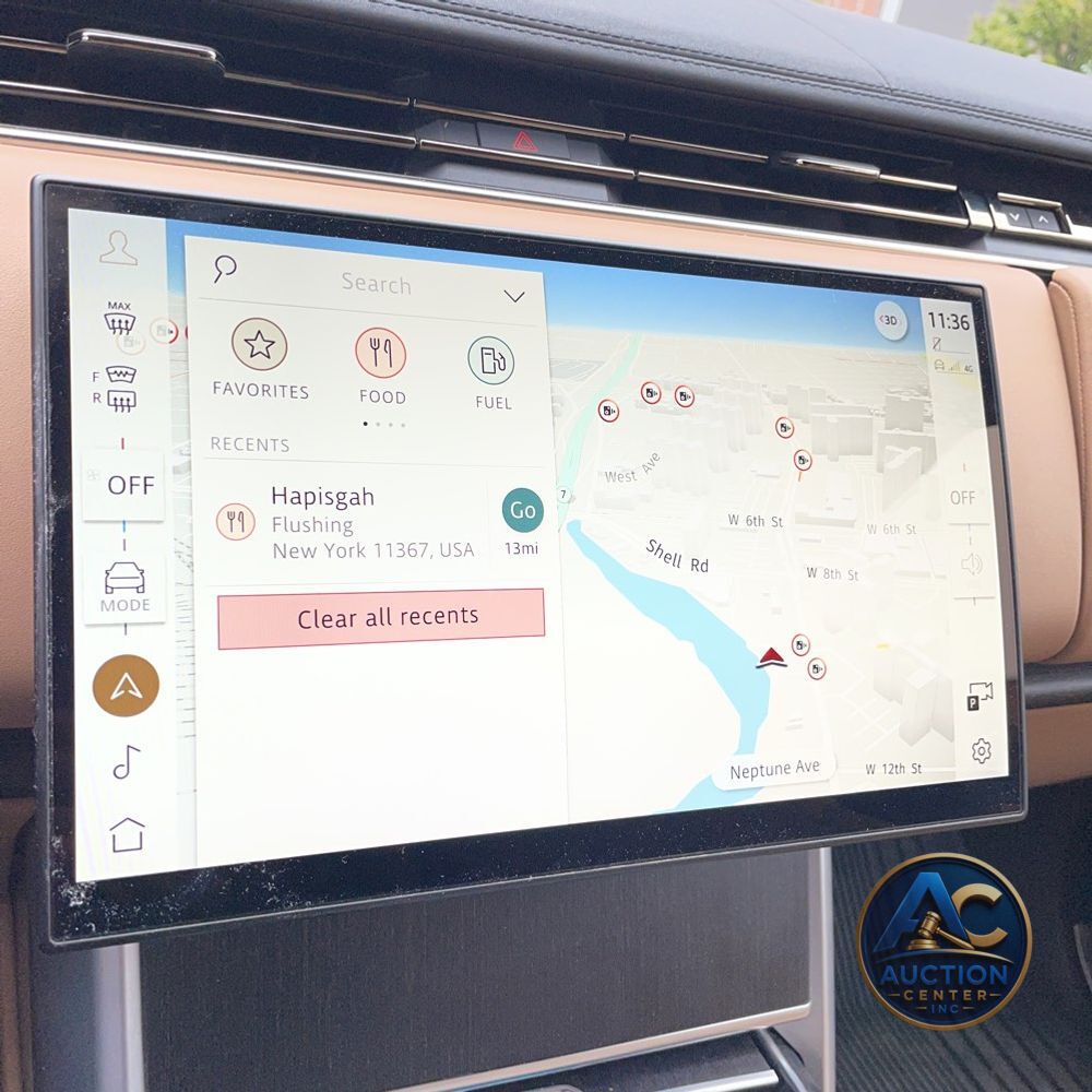 2025 Land Rover Range Rover P400 SE