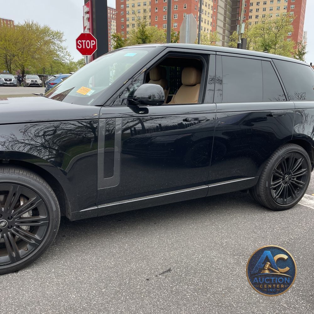2025 Land Rover Range Rover P400 SE
