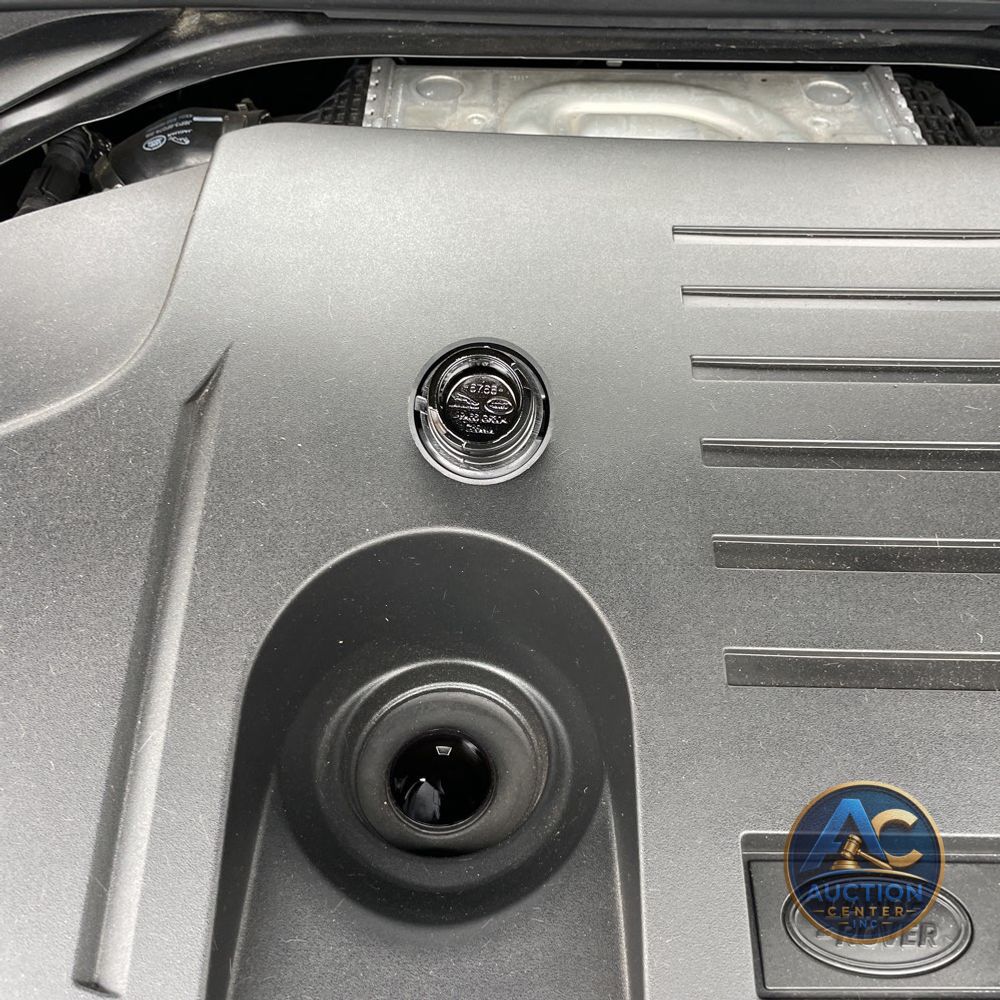 2025 Land Rover Range Rover P400 SE
