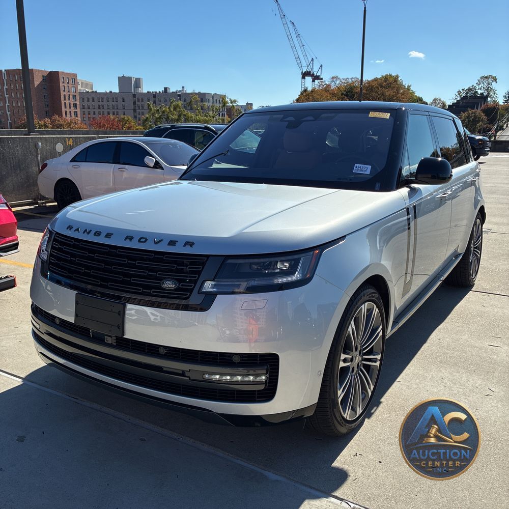 2023 Land Rover Range Rover P530 SE LWB