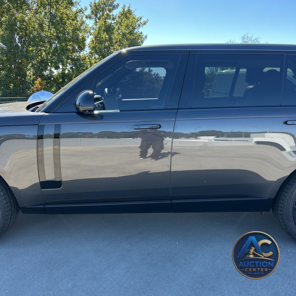 2023 Land Rover Range Rover P530 SE LWB