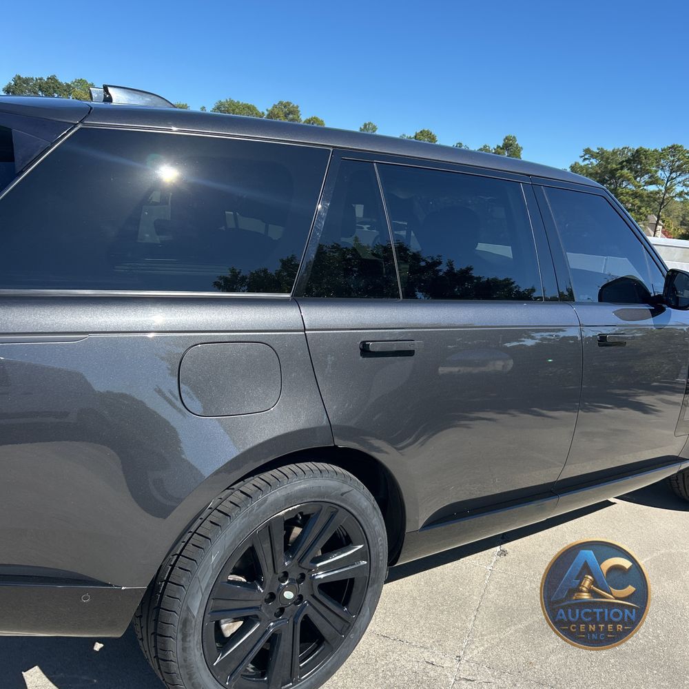 2023 Land Rover Range Rover P530 SE LWB