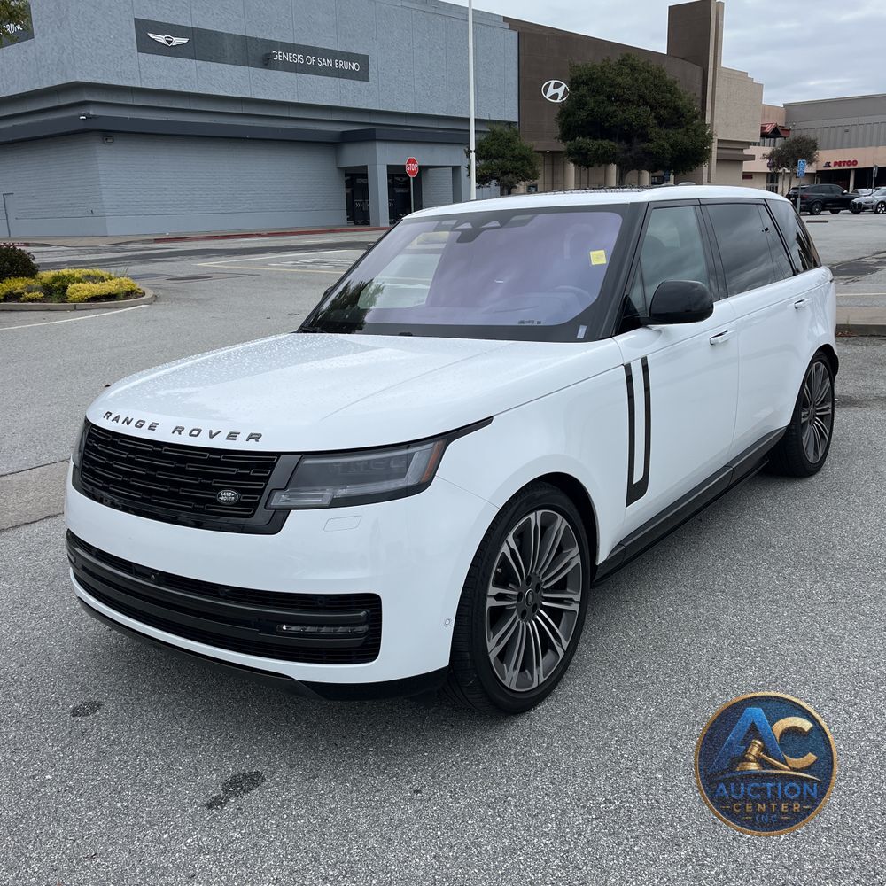 2023 Land Rover Range Rover SE