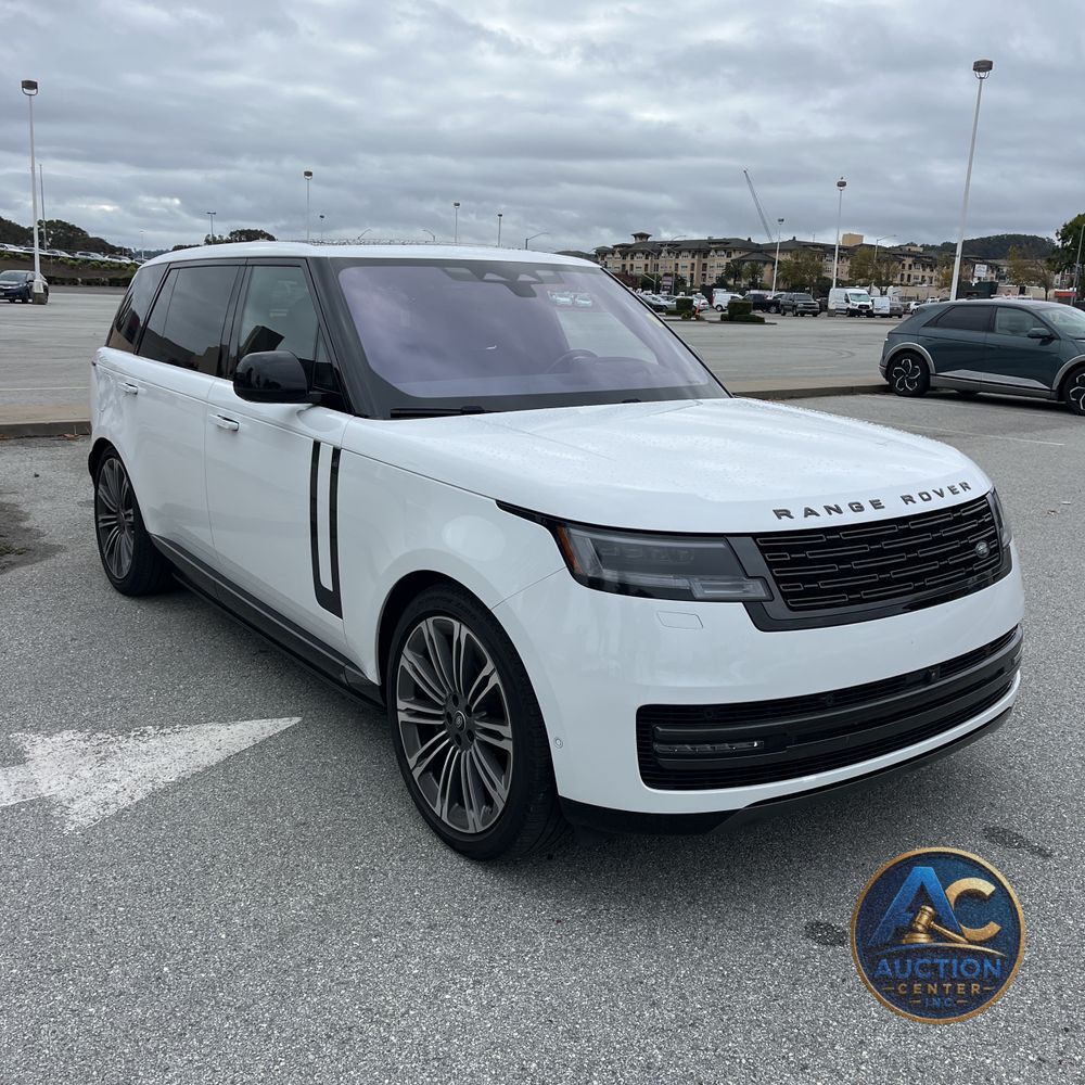 2023 Land Rover Range Rover SE