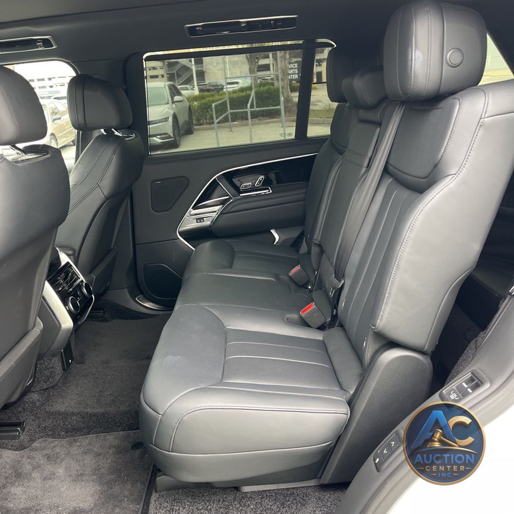 2023 Land Rover Range Rover SE