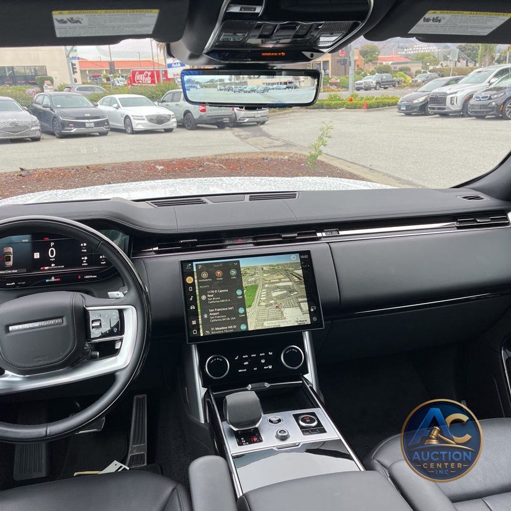2023 Land Rover Range Rover SE