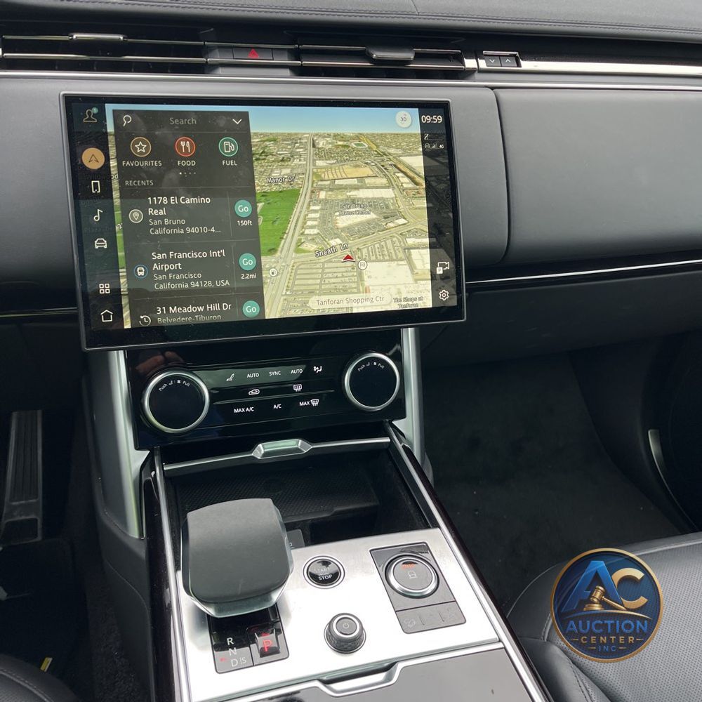 2023 Land Rover Range Rover SE