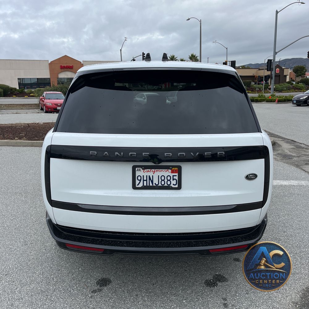 2023 Land Rover Range Rover SE