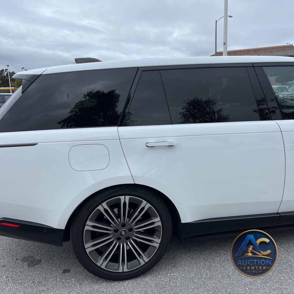 2023 Land Rover Range Rover SE
