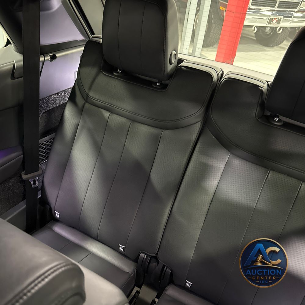 2023 Land Rover Range Rover P530 SE LWB