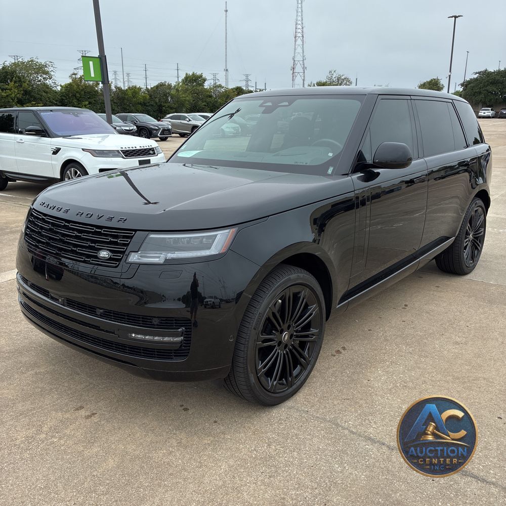 2025 Land Rover Range Rover SE P530