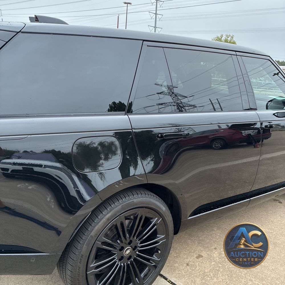 2025 Land Rover Range Rover SE P530