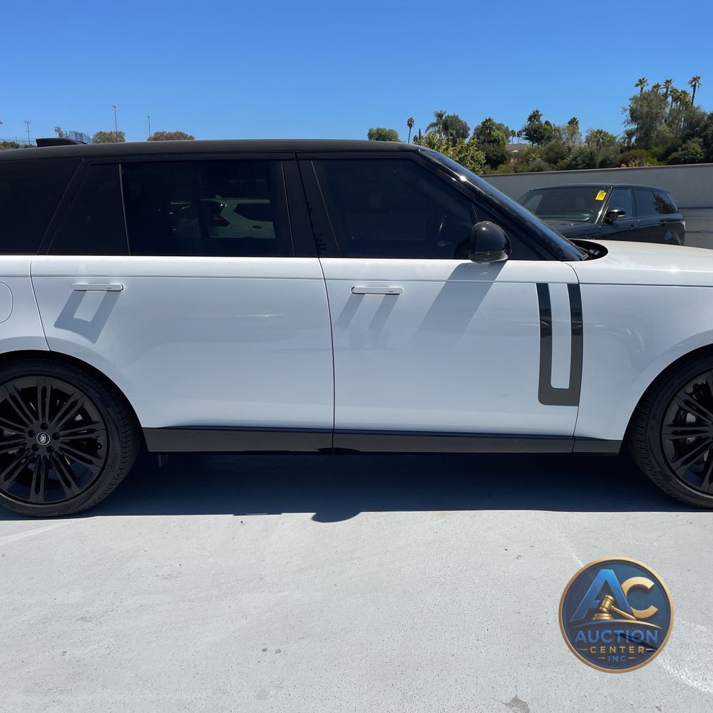 2023 Land Rover Range Rover SE