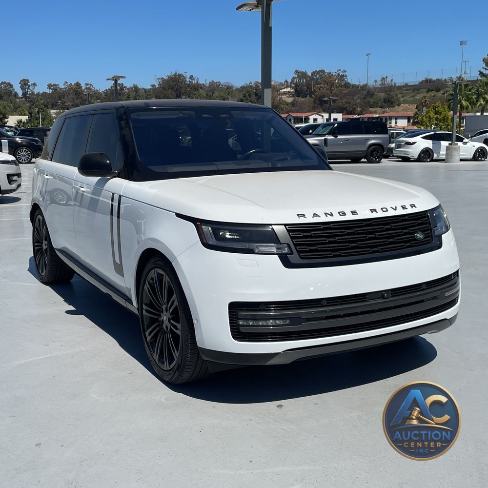 2023 Land Rover Range Rover SE