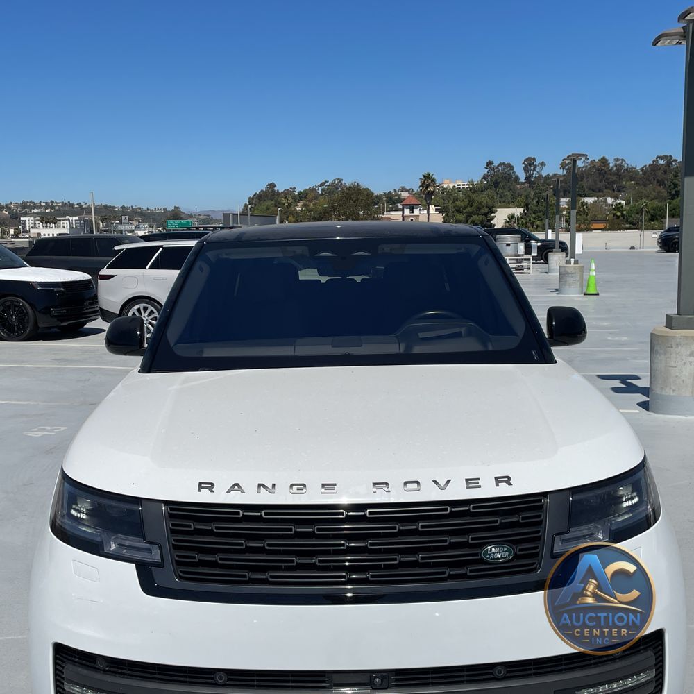 2023 Land Rover Range Rover SE