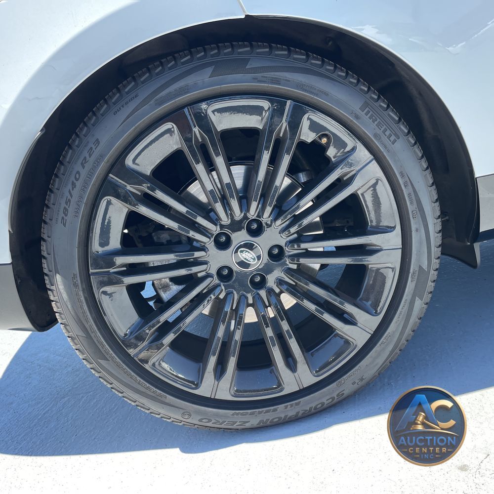 2023 Land Rover Range Rover SE