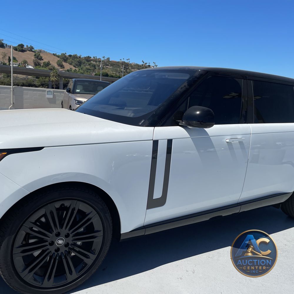2023 Land Rover Range Rover SE