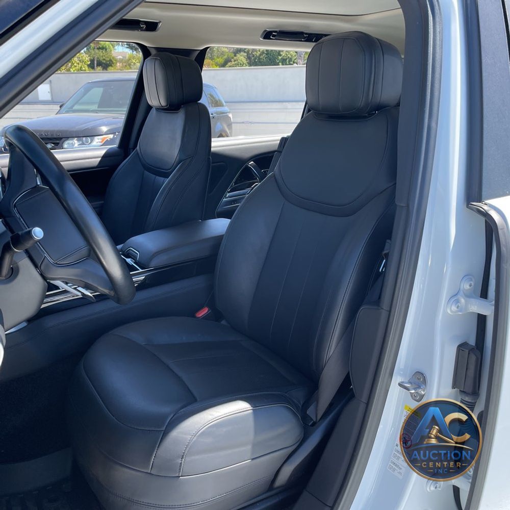 2023 Land Rover Range Rover SE
