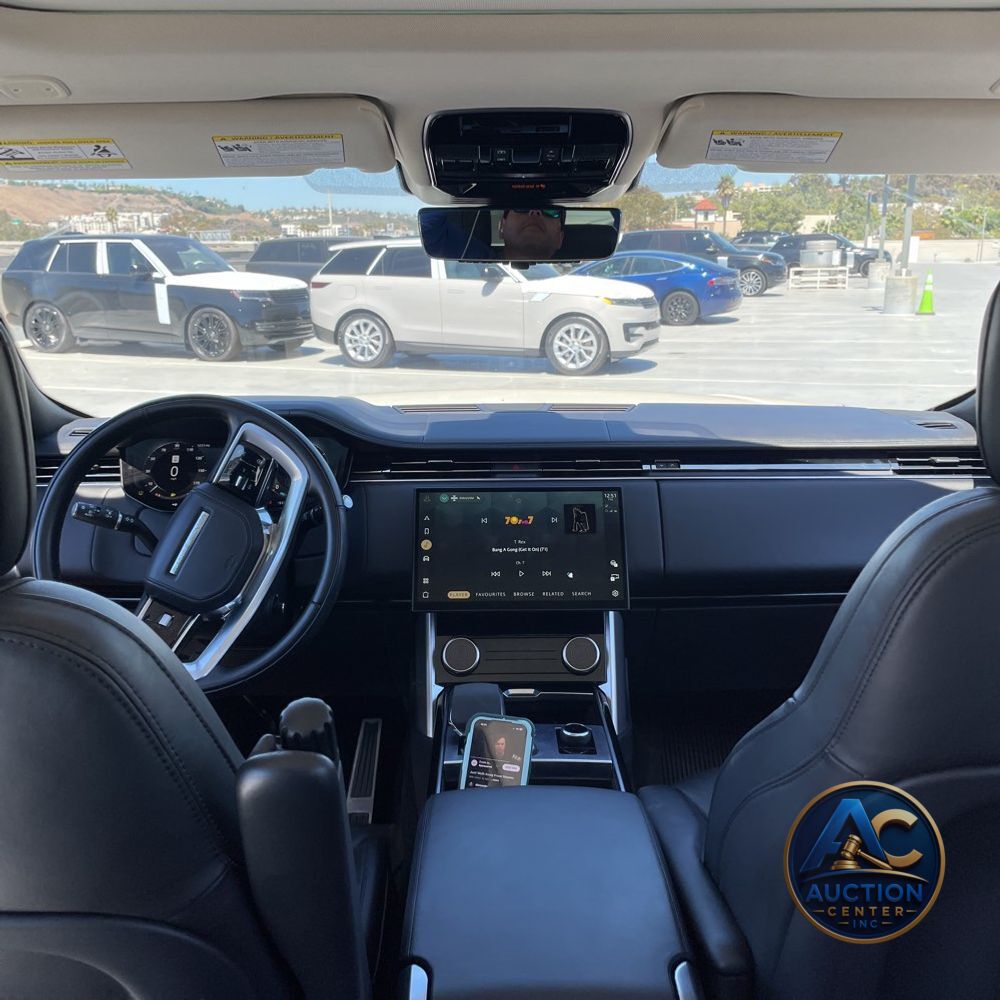 2023 Land Rover Range Rover SE