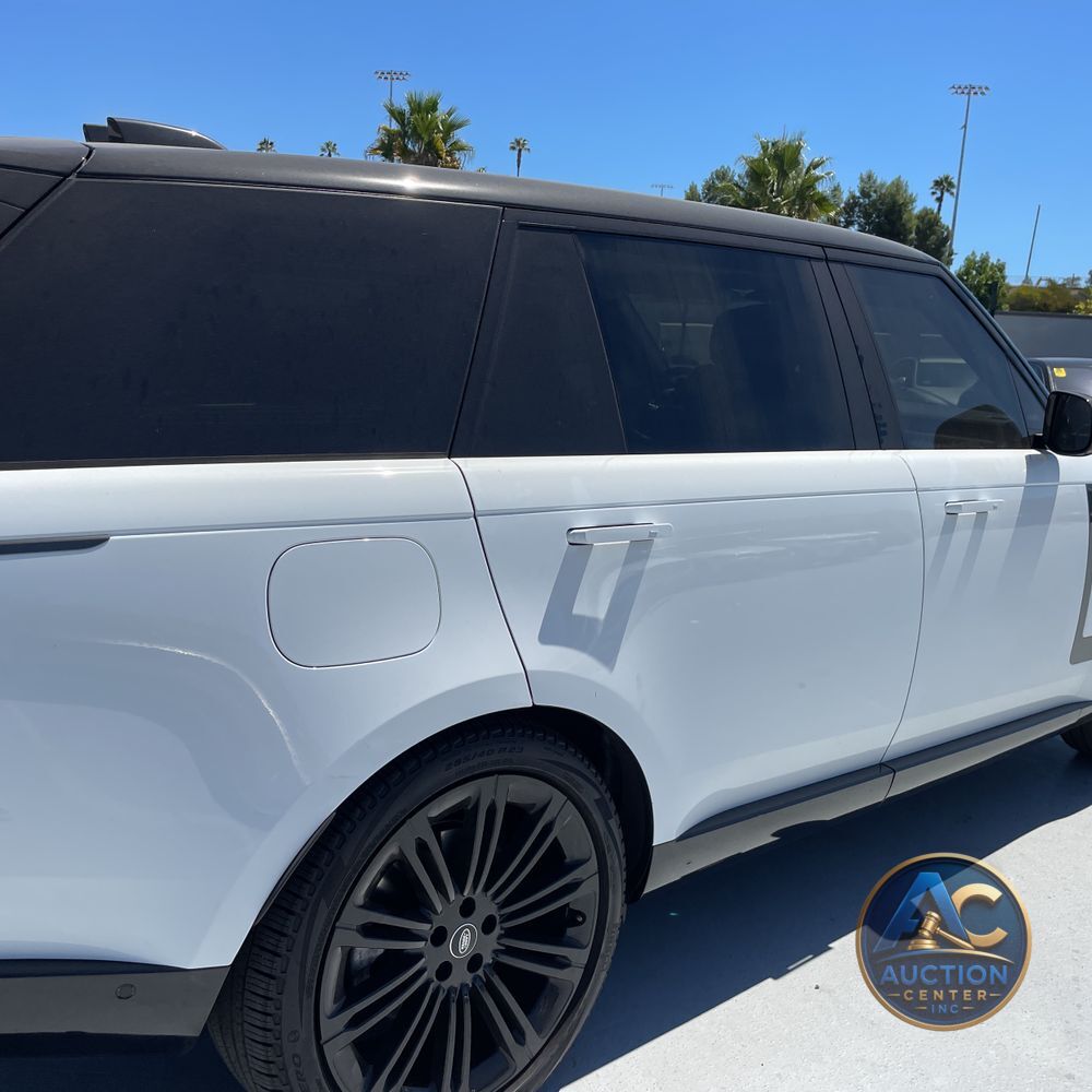2023 Land Rover Range Rover SE