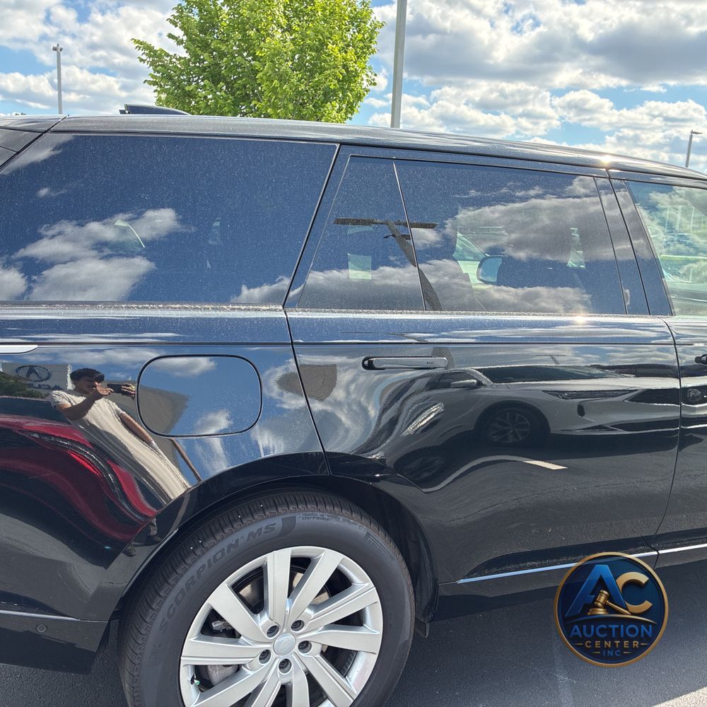 2025 Land Rover Range Rover P400 SE LWB