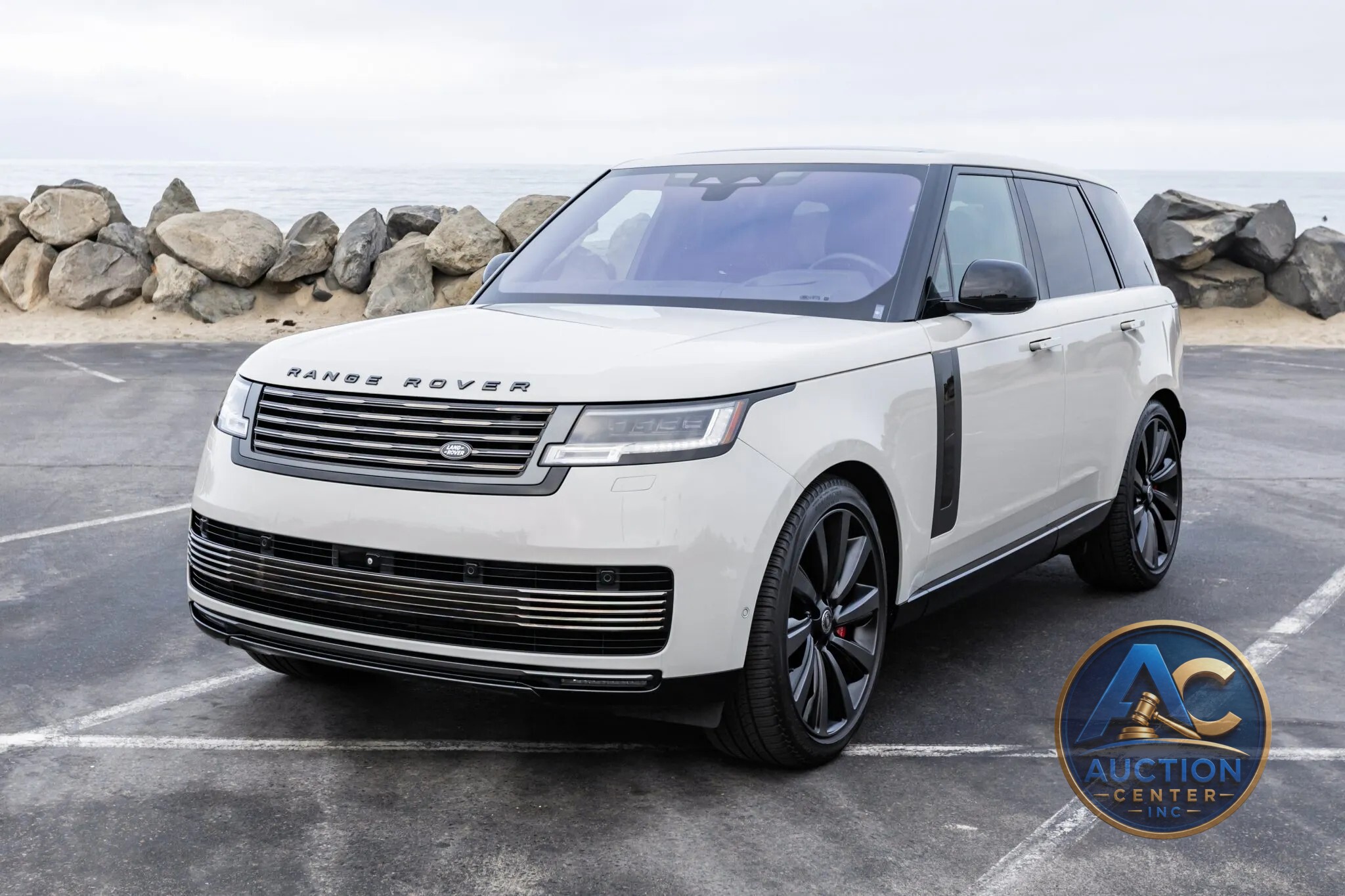 2023 Land Rover Range Rover SV