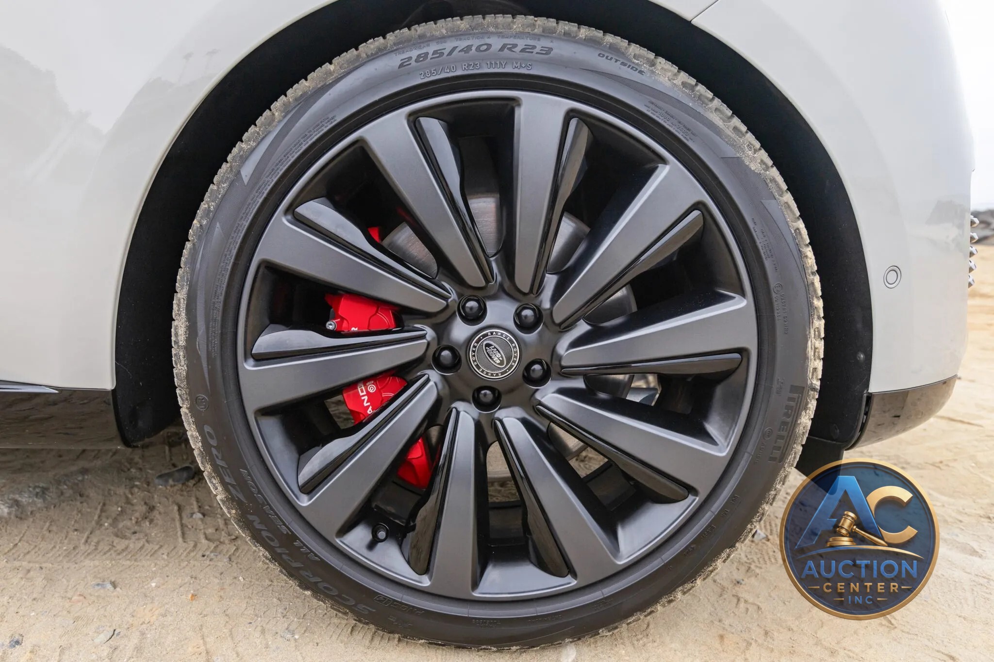 2023 Land Rover Range Rover SV