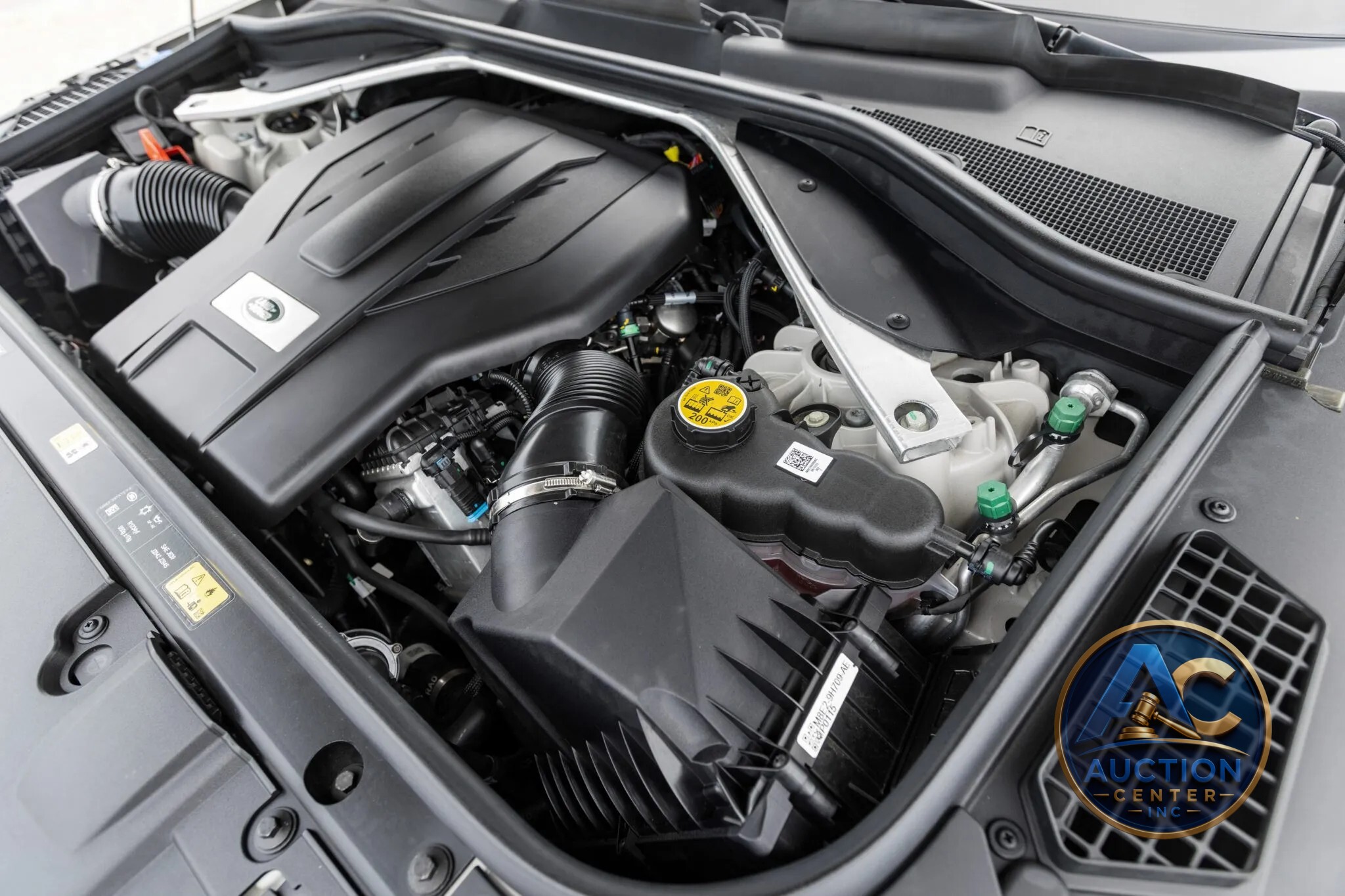 2023 Land Rover Range Rover SV