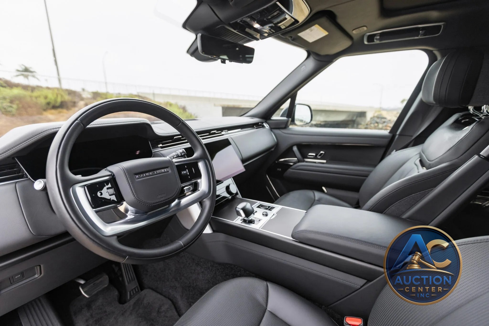 2023 Land Rover Range Rover SV