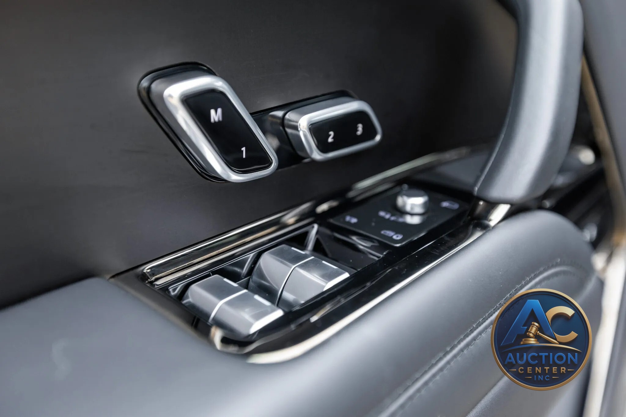 2023 Land Rover Range Rover SV