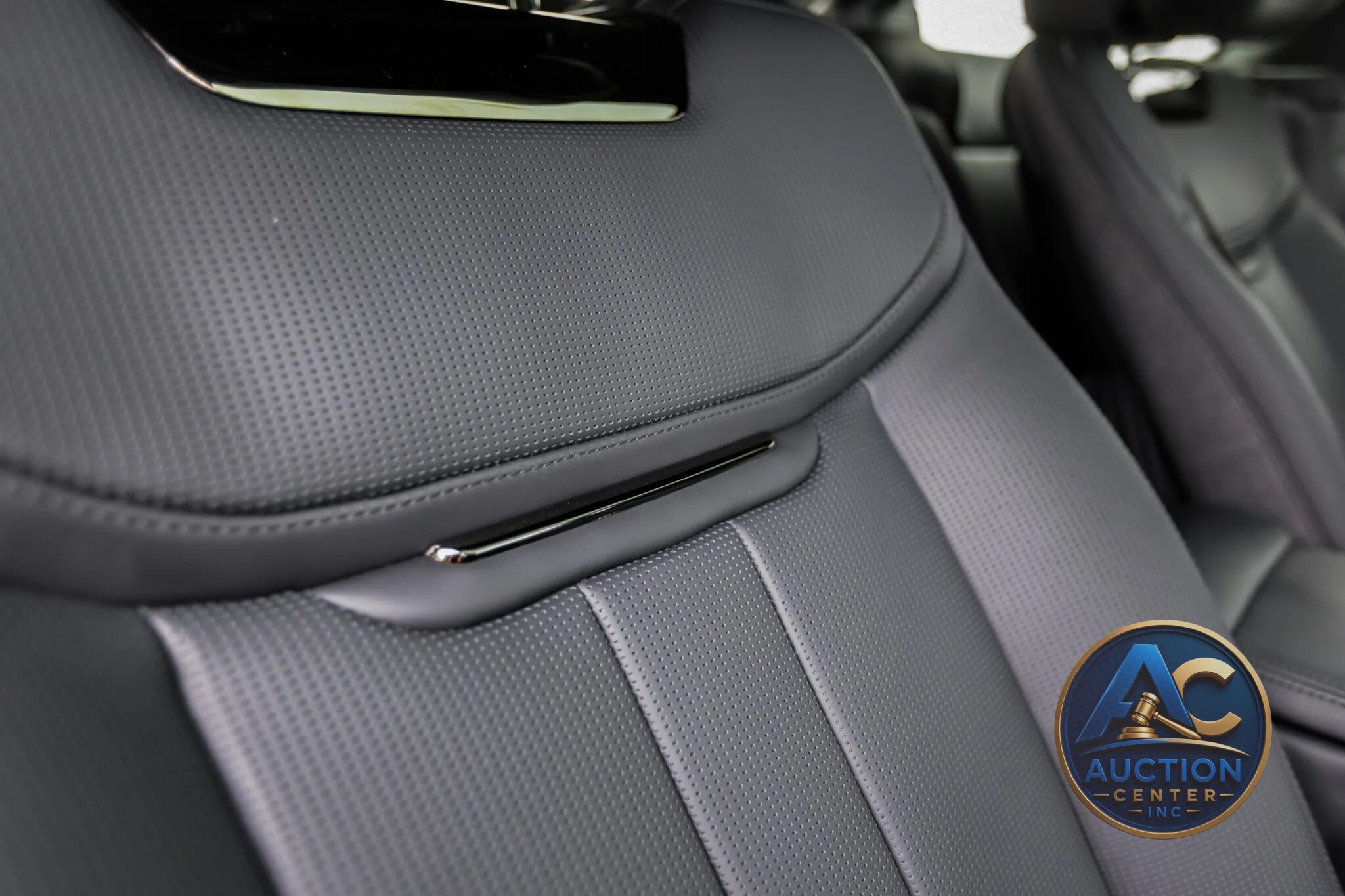 2023 Land Rover Range Rover SV