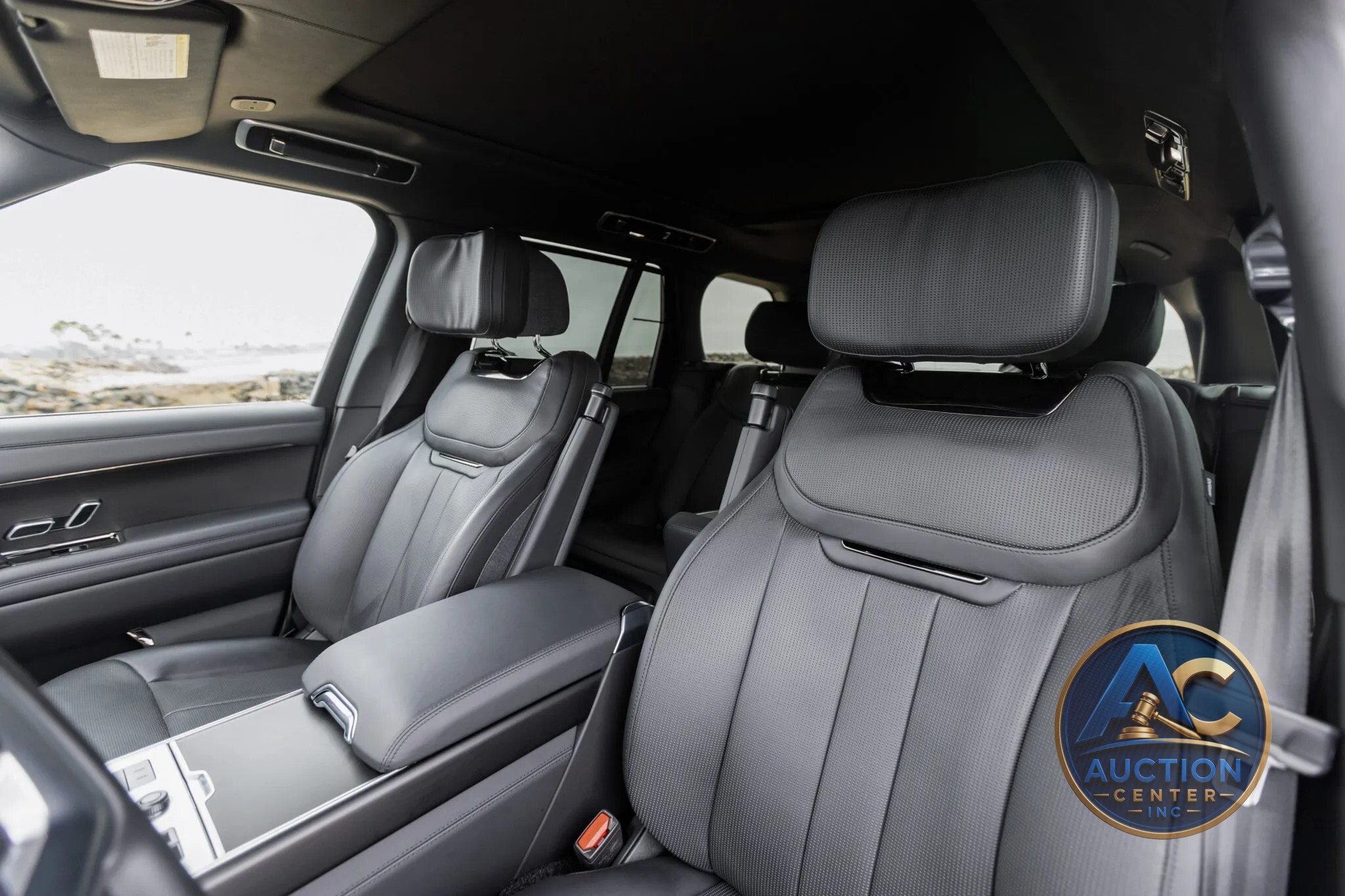 2023 Land Rover Range Rover SV