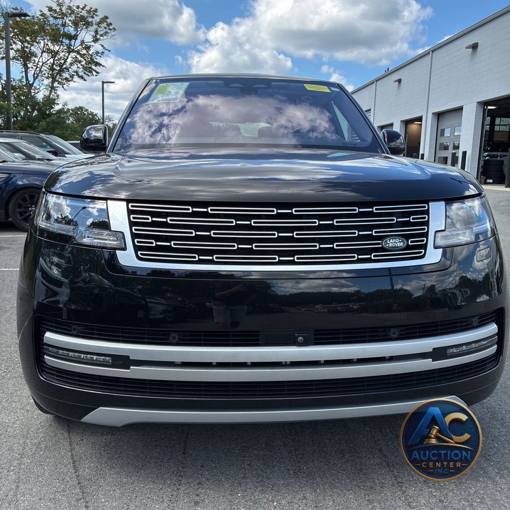 2023 Land Rover Range Rover P530 First Edition LWB
