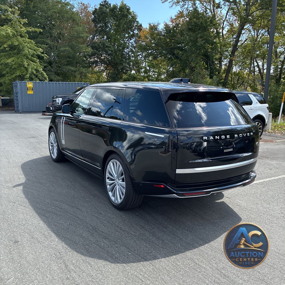 2023 Land Rover Range Rover P530 First Edition LWB
