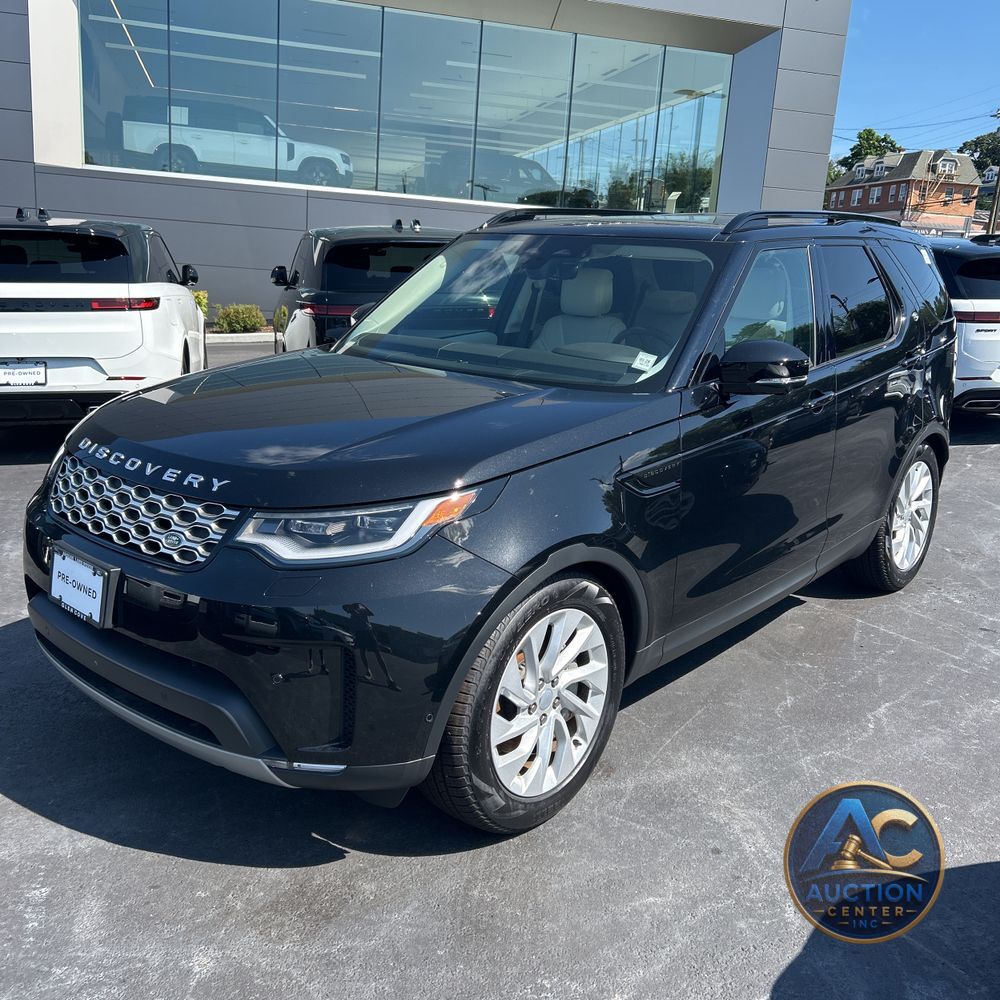 2025 Land Rover Discovery S P300