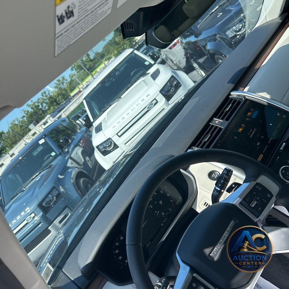 2025 Land Rover Discovery S P300