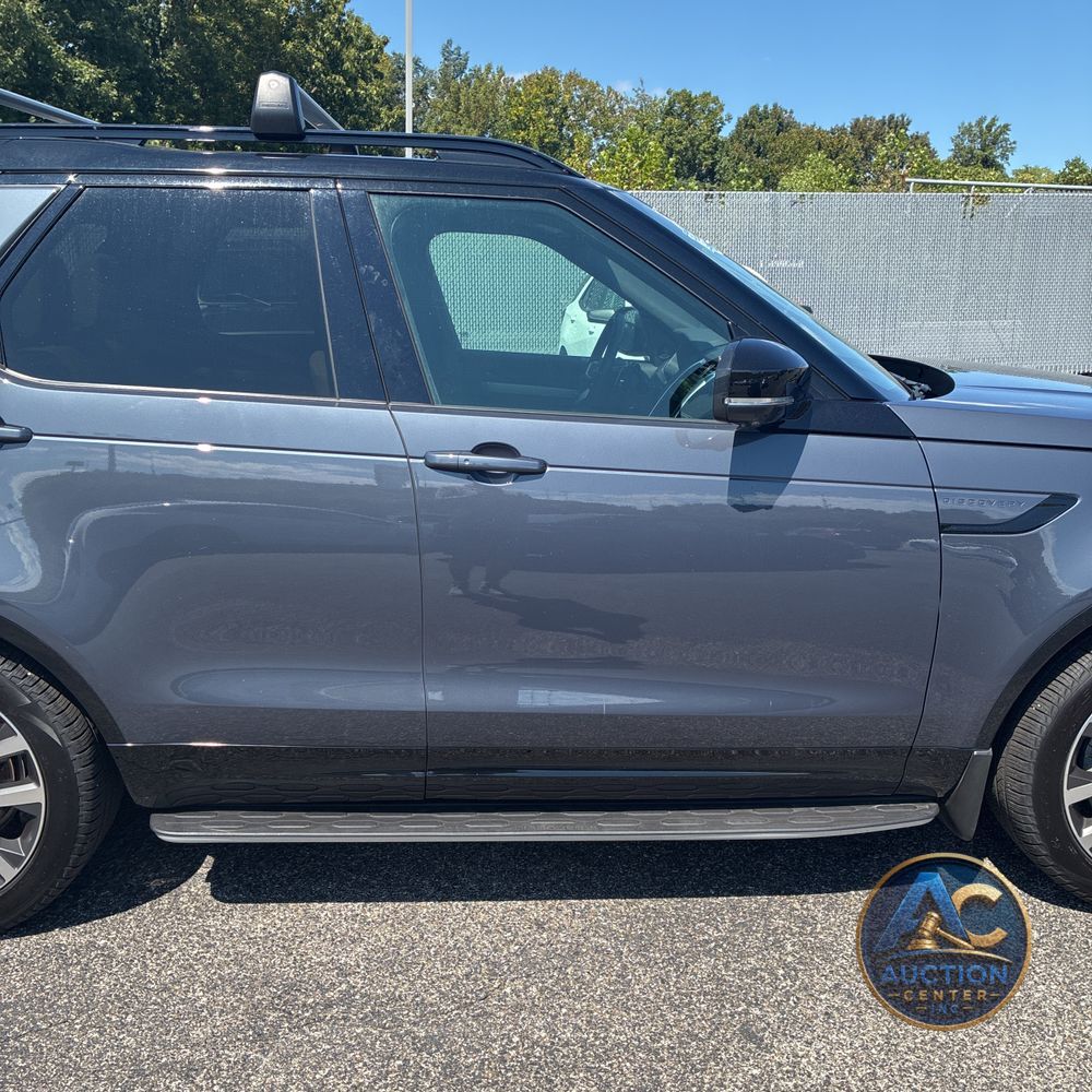 2024 Land Rover Discovery Dynamic SE P300