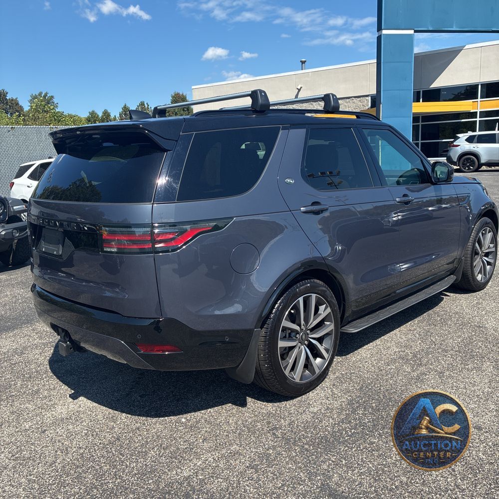2024 Land Rover Discovery Dynamic SE P300